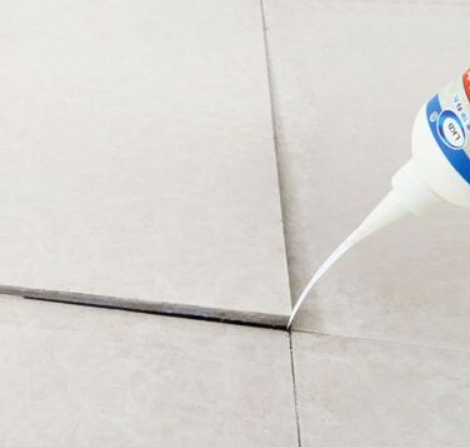 汝阳瓷砖空鼓维修公司分享卫生间瓷砖脱落的原因可能有以下几点